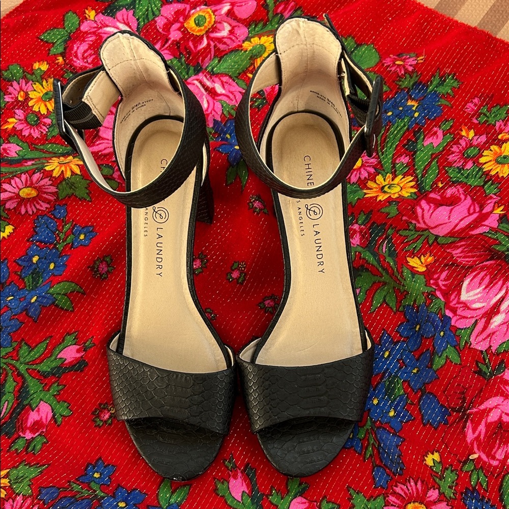 Chinese Laundry Rumor Snakeskin Heels